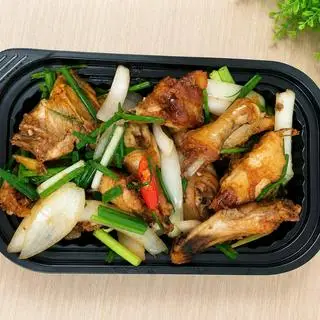 Hình ảnh Gà chiên mắm 1/2 con