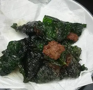 Hình ảnh Cơm chả lá lốt chấm mắm tỏi