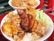 Hình ảnh xôi xúc xích, thịt,,chả