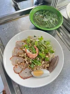 Hình ảnh Mỳ vằn thắn trộn