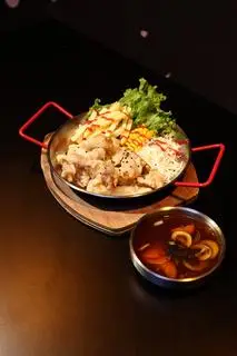 Hình ảnh Heo chiên xù sốt chua ngọt