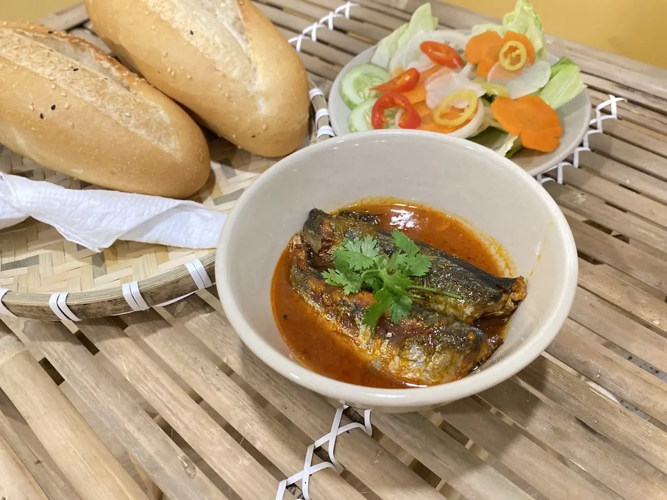 Hình ảnh Bánh Mì Chảo Số 1 ( 01 Bánh Mì & 01 Cá Hộp)