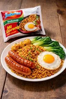 Hình ảnh Mì trộn Indomie thập cẩm