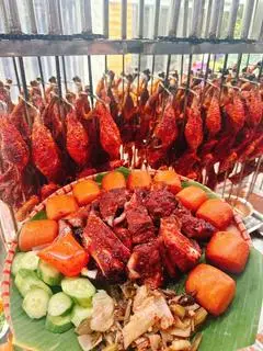 Hình ảnh Combo2 : 1 gà nướng sốt ngũ vị  ,4 bánh bao 