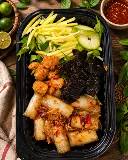 Hình ảnh Bánh tráng cuốn trộn 