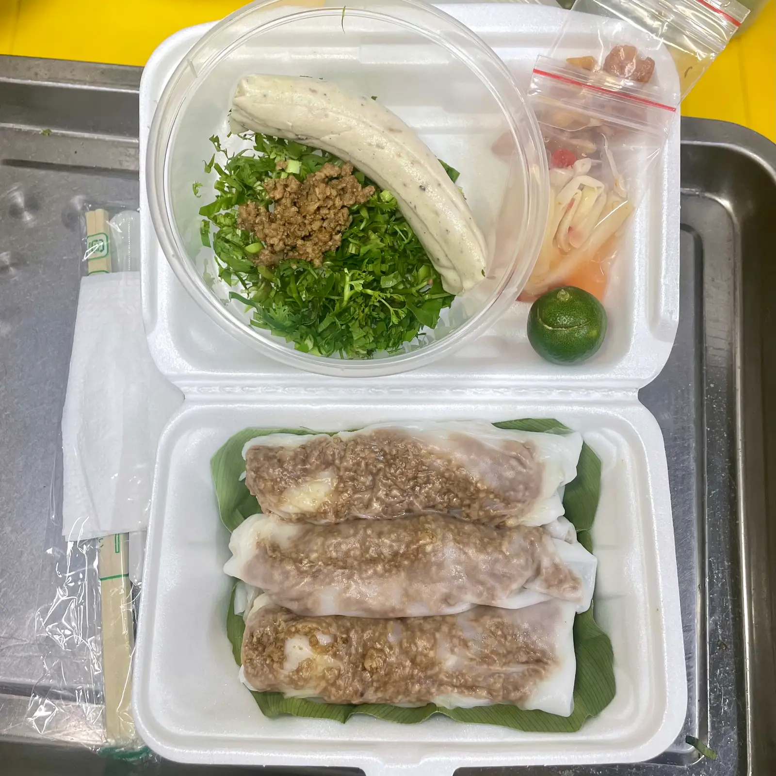 Hình ảnh Suất Không trứng (1 giò + 5 bánh)