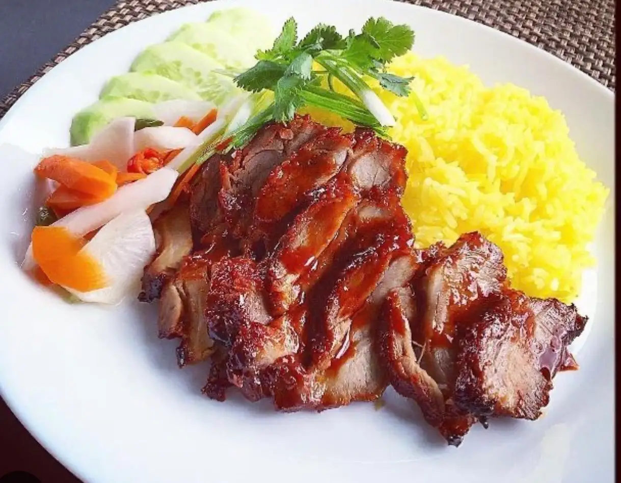 Hình ảnh Cơm Chiên Xá Xíu