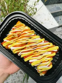 Hình ảnh Bánh tráng cuộn sốt bơ