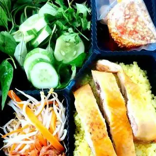 Hình ảnh Cơm gà chặt