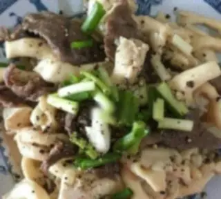 Hình ảnh Bò xào nấm
