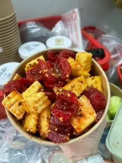 Hình ảnh Mận Hậu Lắc size Lớn