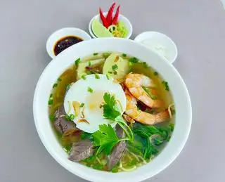 Hình ảnh Mì Hoành Thánh Tim Tôm Trứng