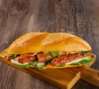 Hình ảnh Bánh Mì Hai Nem Nướng