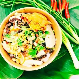 Hình ảnh Bún trộn nấm nướng chay