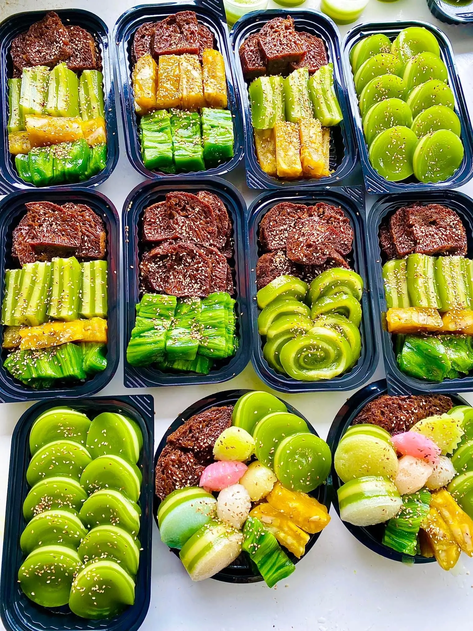 Hình ảnh Mix 4 loại miền tây
