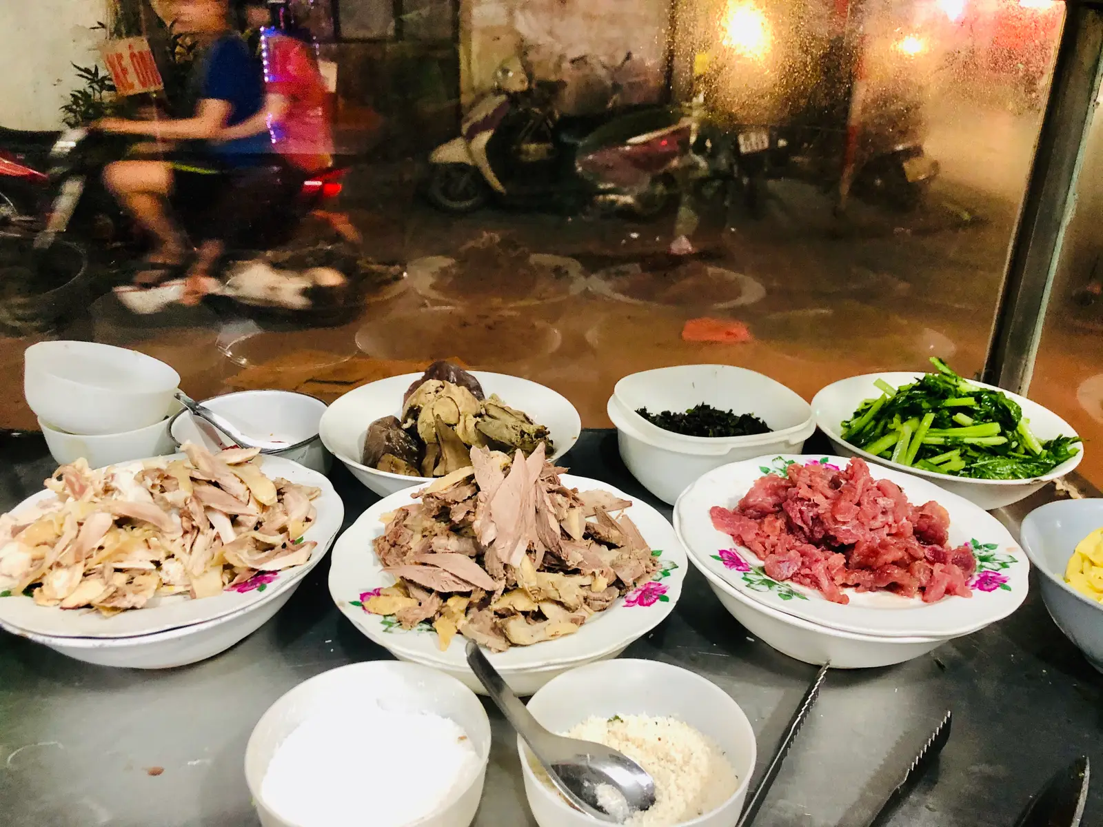 Hình ảnh Bún bò tái 