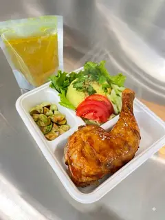 Hình ảnh Cơm tấm gà xối mỡ