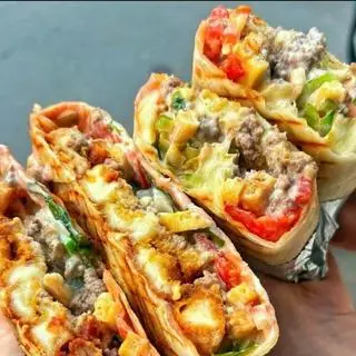 Hình ảnh Tacos Bò Cay Divine Sauce Size L
