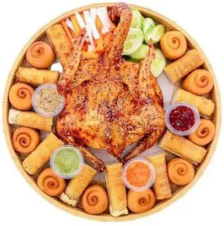 Hình ảnh Gà quay lên mẹt