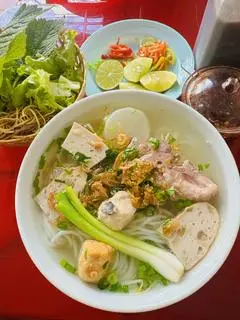 Hình ảnh Hủ tiếu mọc 