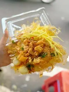 Hình ảnh Bánh Tráng Trộn Tóp Mỡ  