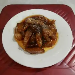 Hình ảnh Thịt ba rọi kho tiêu (1 phần thức ăn)