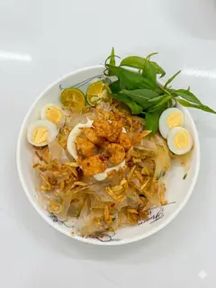 Hình ảnh Bánh tráng trộn bơ tỏi 2 trứng
