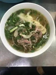 Hình ảnh Phở Tái, Gầu (has a layer of fat)