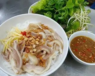 Hình ảnh Bún mắm nêm tai heo 
