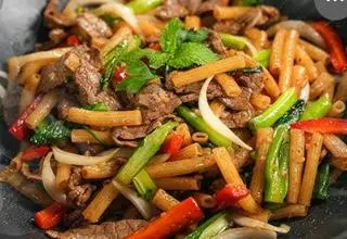 Hình ảnh Combo 2 Nui xào bò 