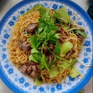 Hình ảnh Mì xào bò