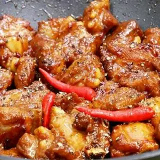 Hình ảnh Cơm Sườn Non Kho Tiêu - Miền Tây
