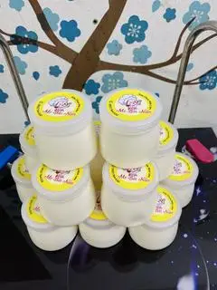 Hình ảnh Sữa chua truyền thống - 10 hủ