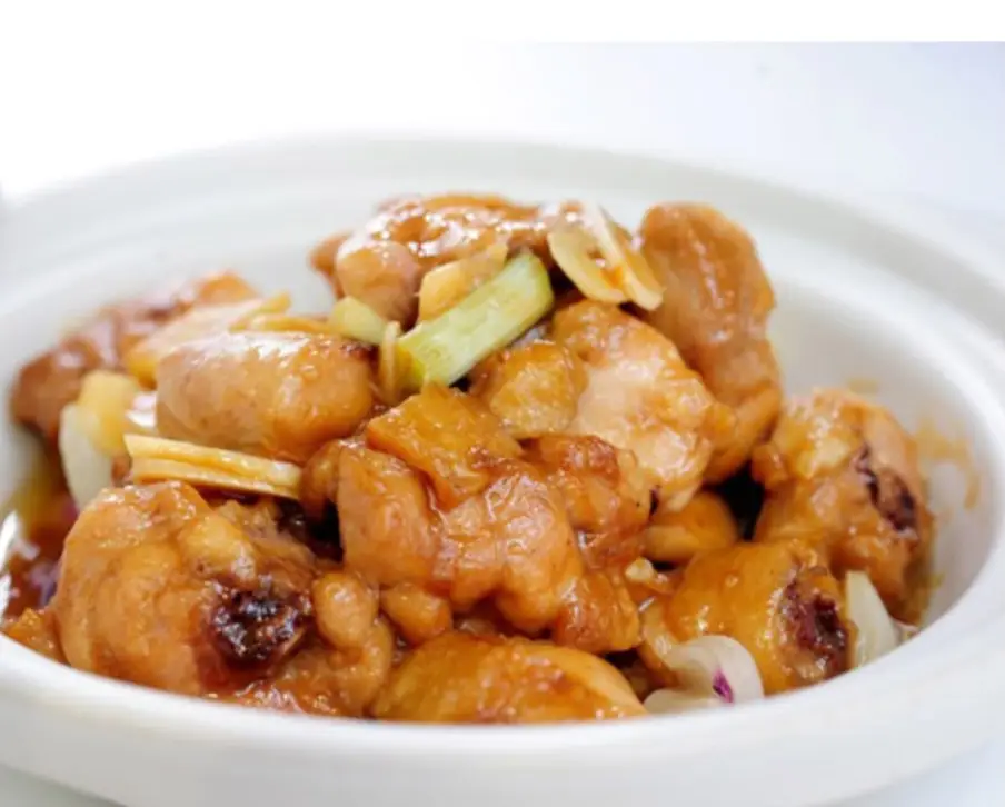 Hình ảnh cơm  gà  kho  gừng 