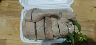 Hình ảnh vịt luộc nguyên con 