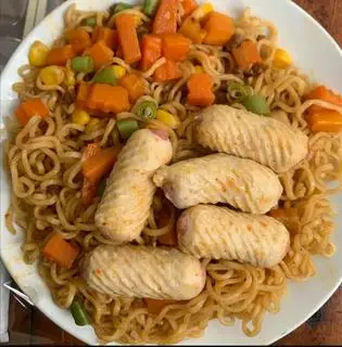 Hình ảnh Mì Trộn Mực Xoắn