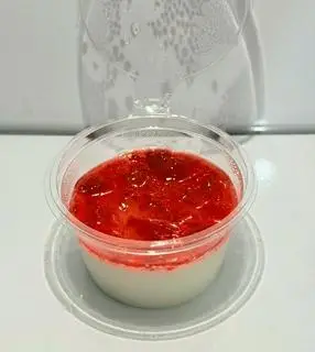 Hình ảnh Panna cotta dâu - size đại