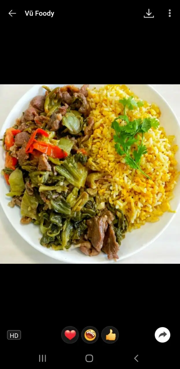 Hình ảnh com rang dua bo