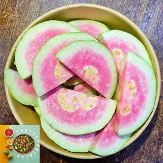 Hình ảnh Ổi hồng cắt sẵn 400gr