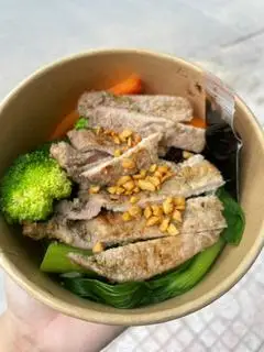Hình ảnh Cơm lức thịt nướng xã healthy
