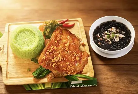 Hình ảnh 1 cơm gà +  canh rong biển thịt bằm