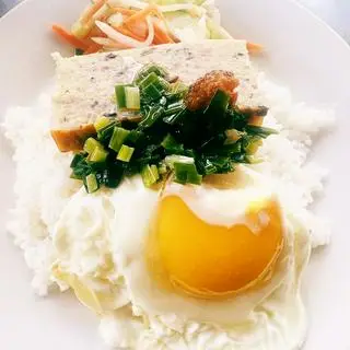 Hình ảnh Cơm Tấm Chả + Ốp La