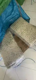 Hình ảnh 2 kg Bánh tráng mè đen nhúng