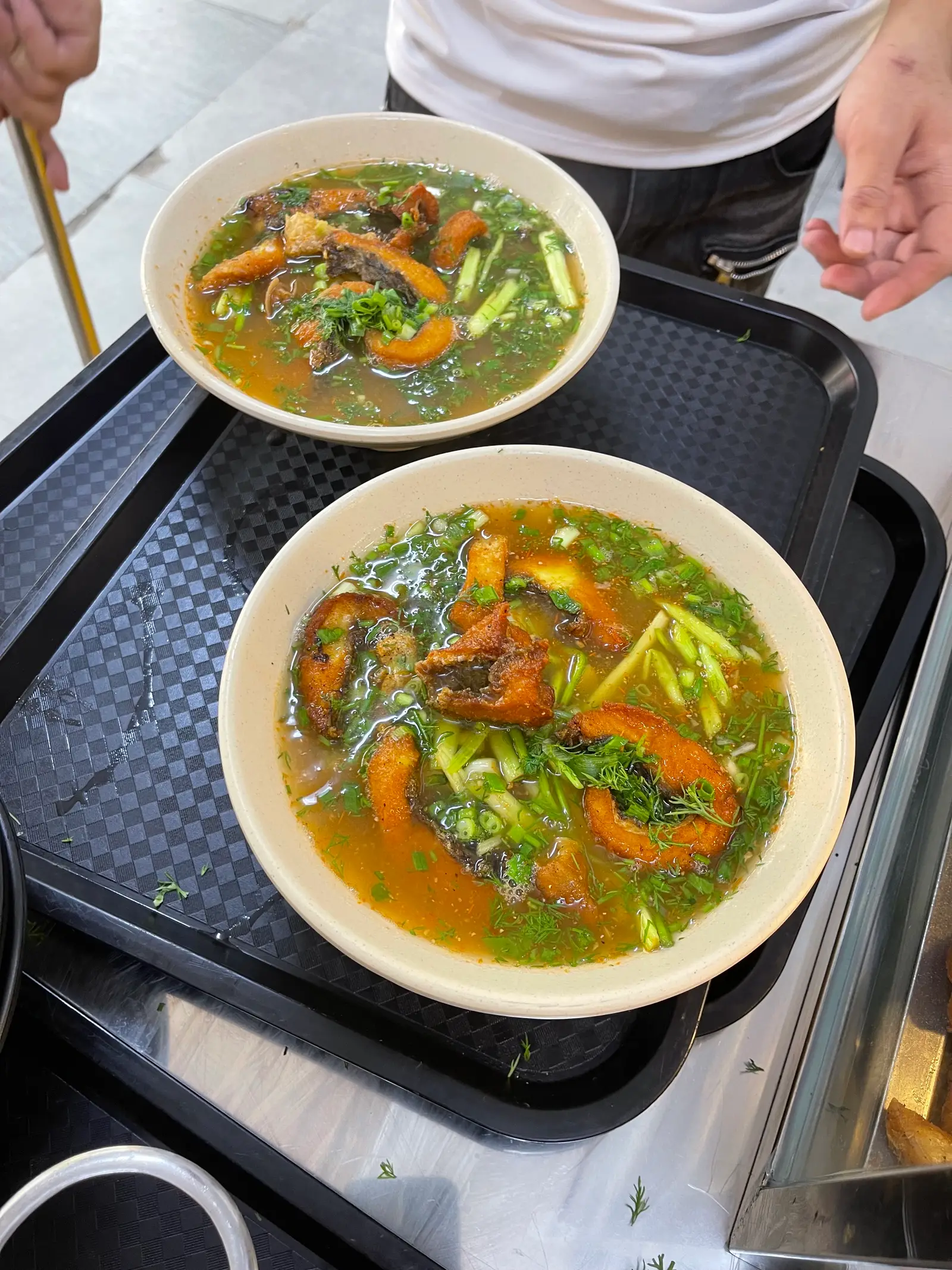 Hình ảnh Bún cá rô chiên giòn