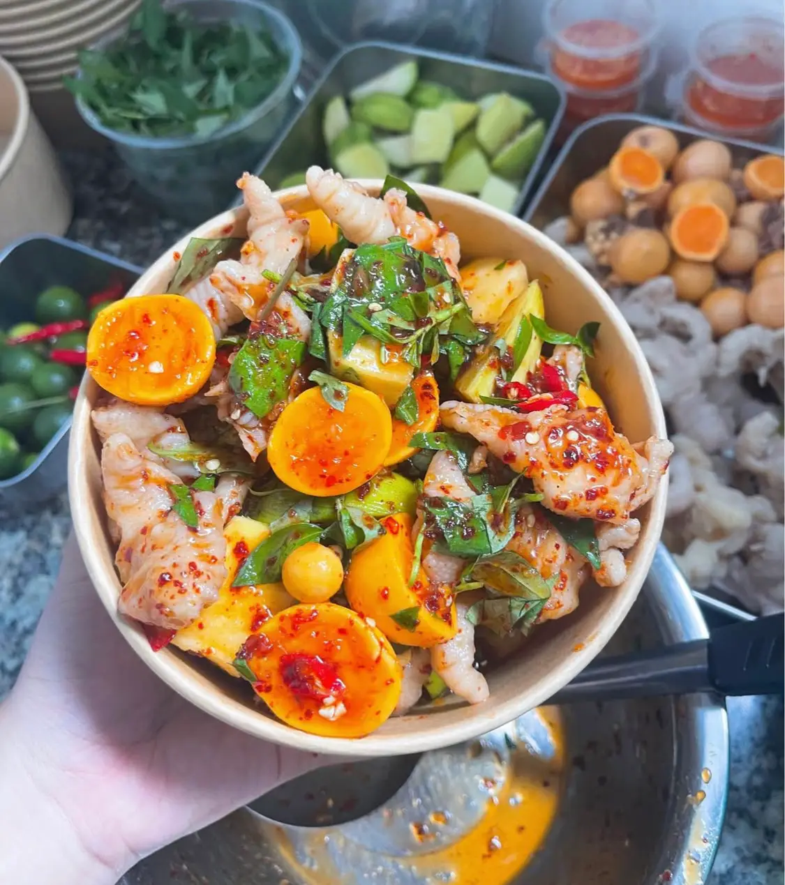 Hình ảnh Chân gà sốt thái mix trứng non
