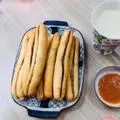 Hình ảnh Bánh mì cay Hải Phòng có ruốc