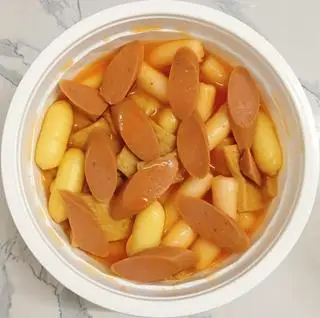 Hình ảnh Mix 2 loại bánh gạo nấu sẵn