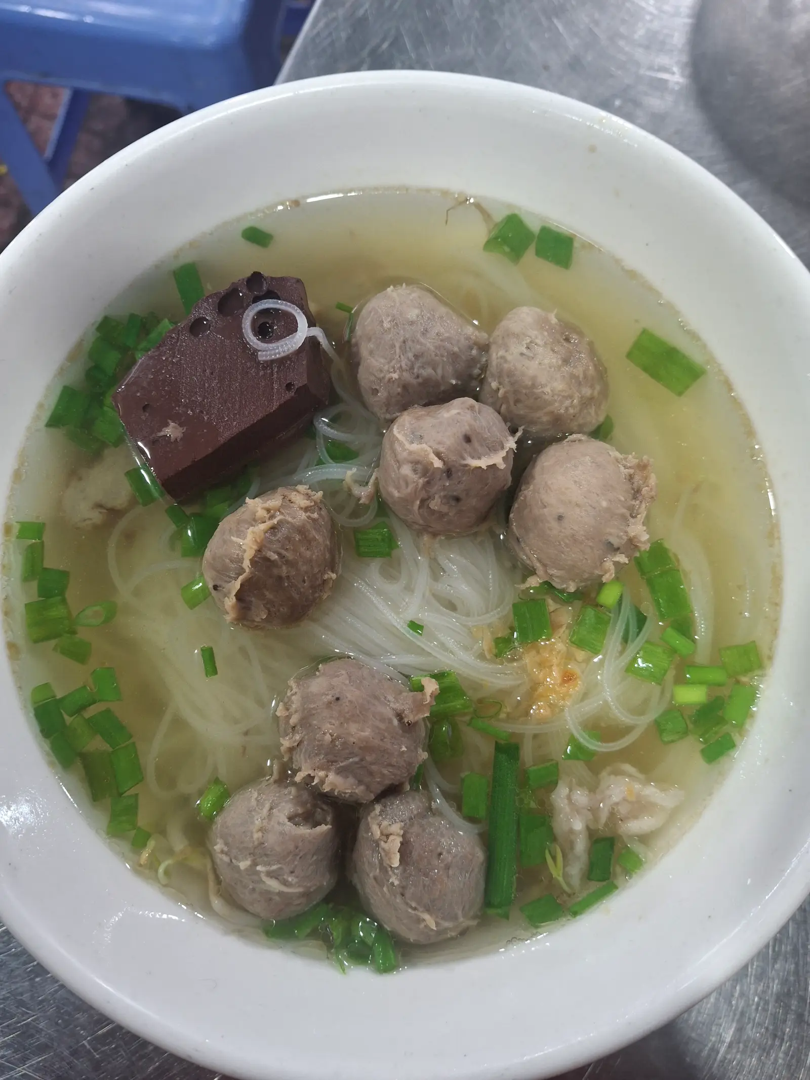 Hình ảnh hủ tiếu( mì tươi) bò viên