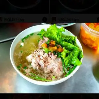 Hình ảnh Hủ tíu mì  xương ống