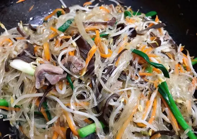 Hình ảnh Miến xào lòng mề
